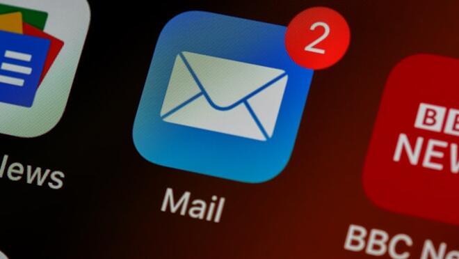 mail icon on iphone 